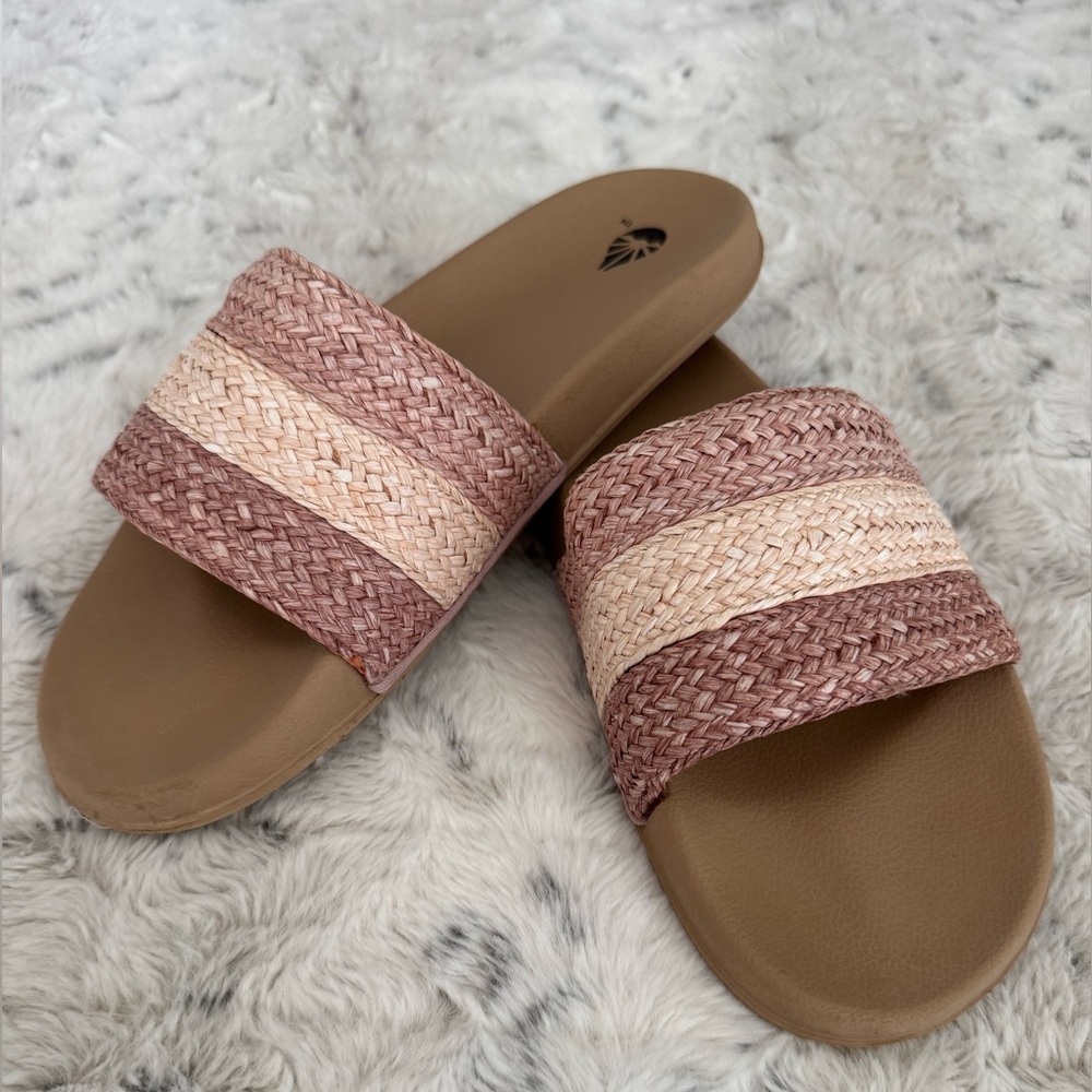 🩵 Woven Neutral Slip-On Slides for Women🩵